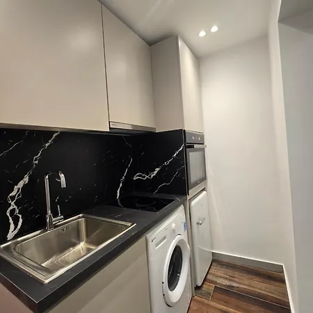 Daire Azure Luxe 1 Tiran